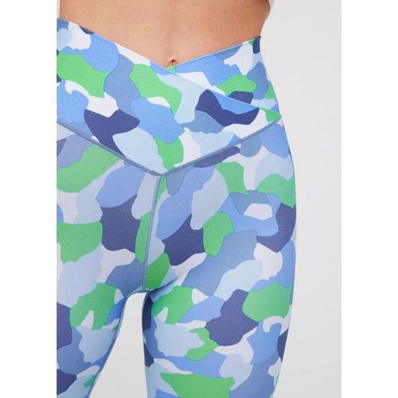 Aerie Real Me High Camo High Waisted Crossover 7/8 Legging Small NWT - Picture 3 of 12